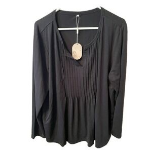 NWT  Black Tunic V Neck with Front Pleating Modest Stretch Boho Chic Size 3X.